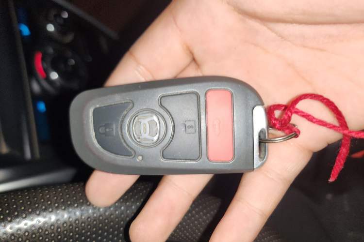 Used Suzuki Liana A6 2016 Hatchback 1.4L Manual – Ideal Version Vehicle Key