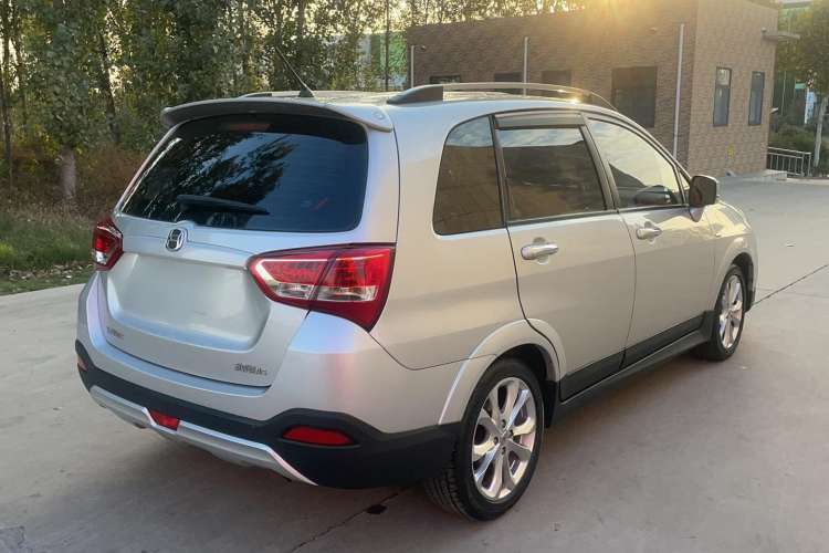 Used Suzuki Liana A6 2016 Hatchback 1.4L Manual Enjoyment Model Exterior 8