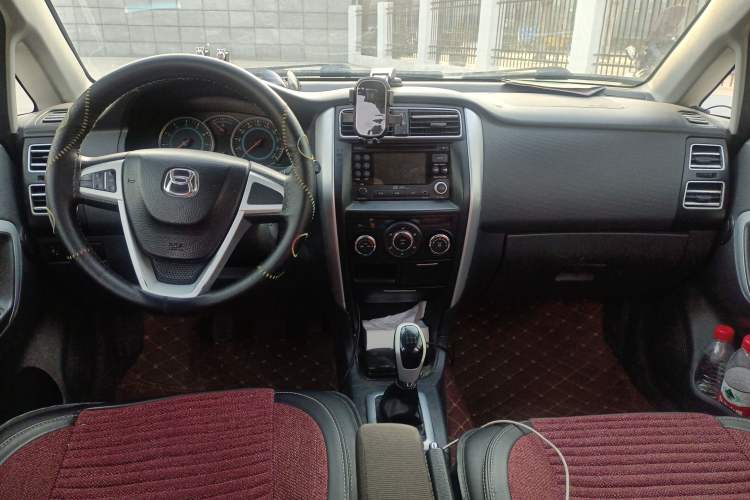 Used Suzuki Liana A6 2016 Hatchback 1.4L Manual Enjoyment Model Center Console