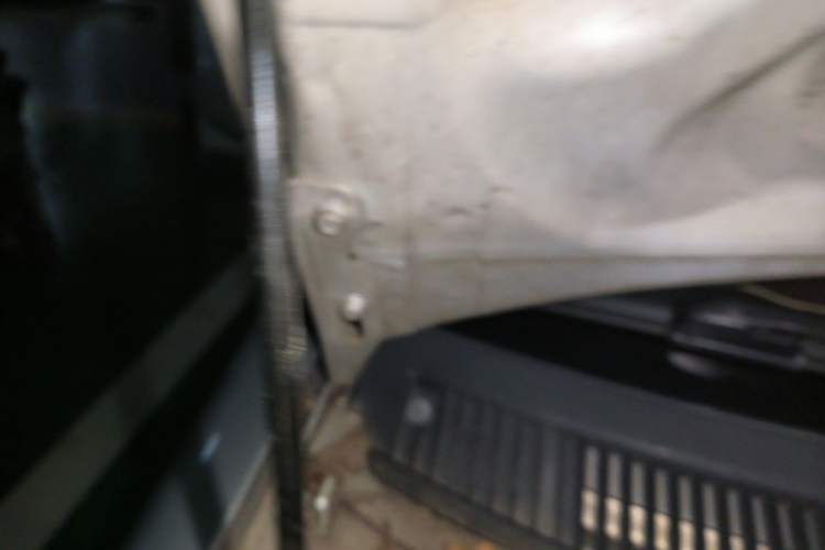 Used Suzuki Lingyang 2007 1.3L Comfort Model Engine Bay Right