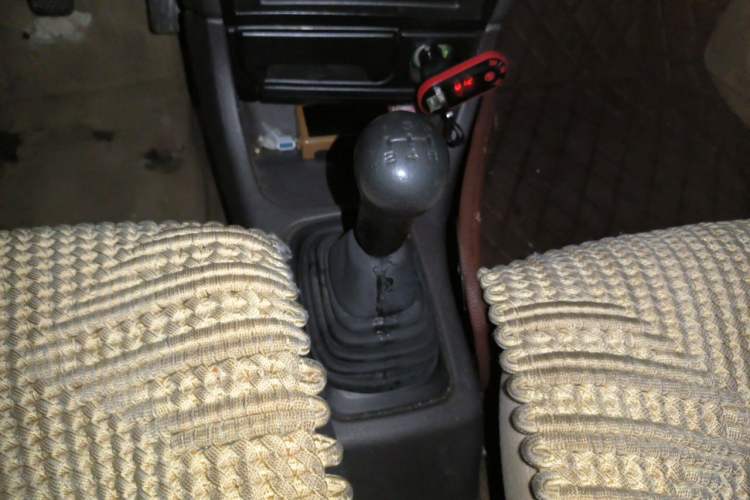 Used Suzuki Lingyang 2007 1.3L Comfort Model Gear Lever