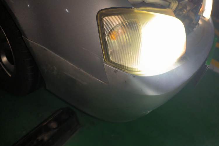 Used Suzuki Lingyang 2007 1.3L Comfort Model Right Front Headlight