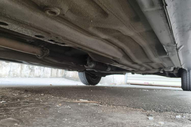 Used Suzuki Lingyang 2011 1.3L Standard Version Chassis Front Left