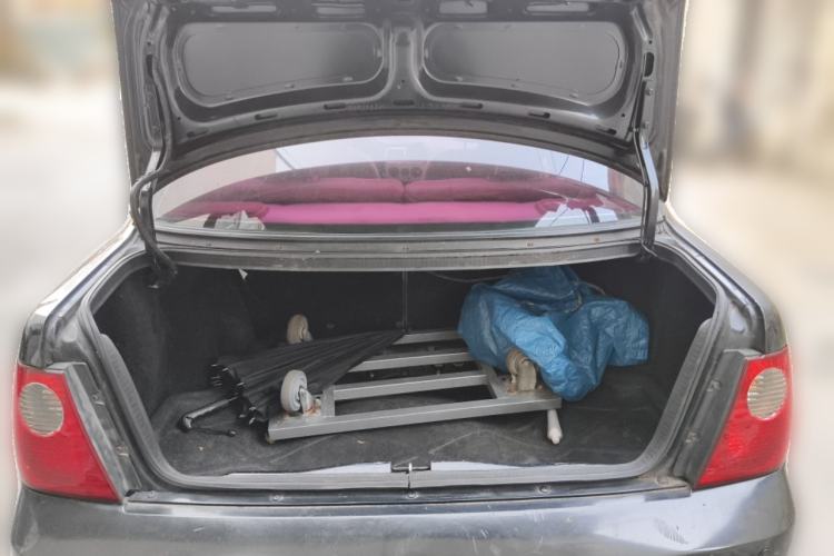 Used Suzuki Lingyang 2011 1.3L Standard Version Trunk