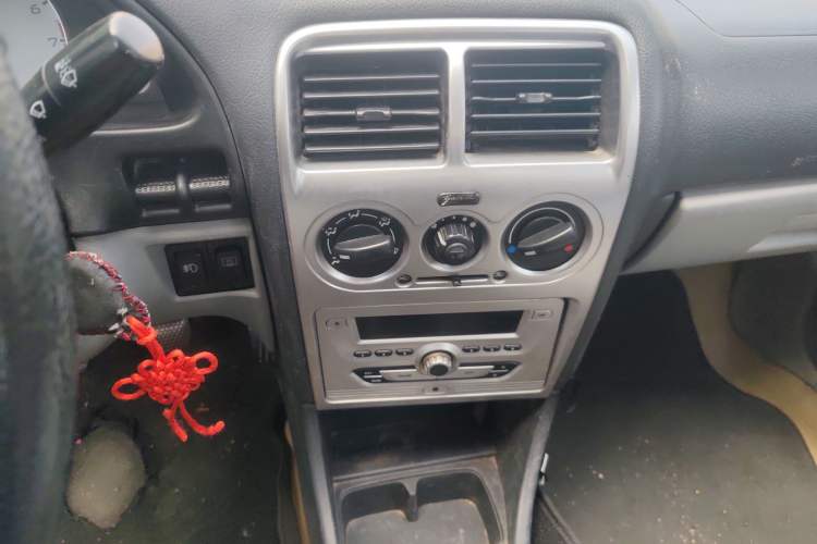 Used Suzuki Lingyang 2012 1.3L Comfort Version Audio And AC Panel
