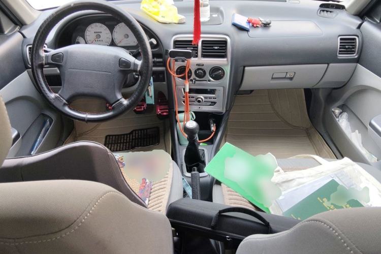 Used Suzuki Lingyang 2012 1.3L Comfort Version Center Console