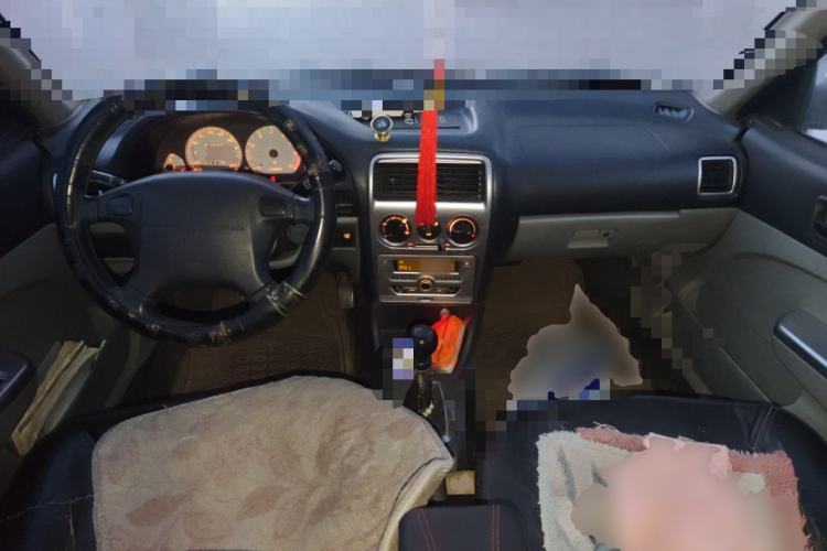 Used Suzuki Lingyang 2012 1.3L Comfort Version Center Console