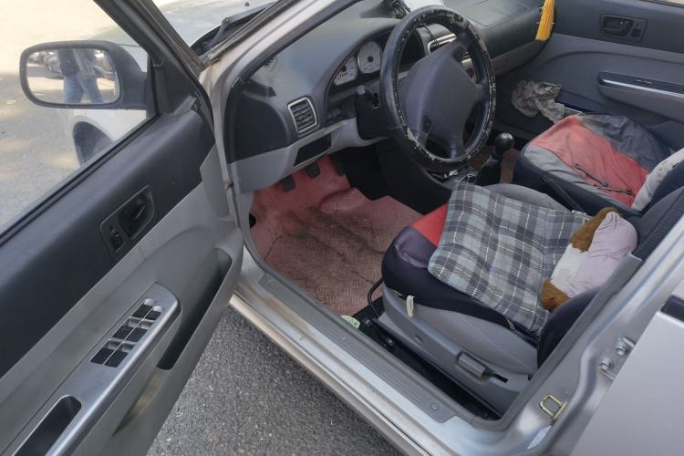 Used Suzuki Lingyang 2012 1.3L Comfort Version Driver Seat