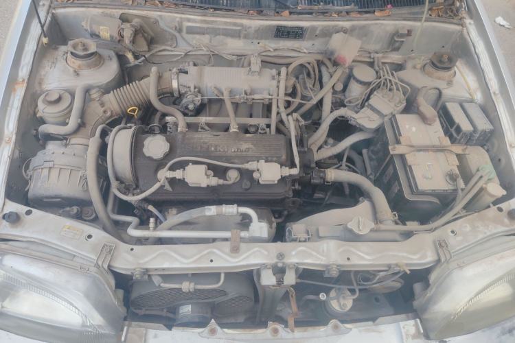 Used Suzuki Lingyang 2012 1.3L Comfort Version Engine Bay