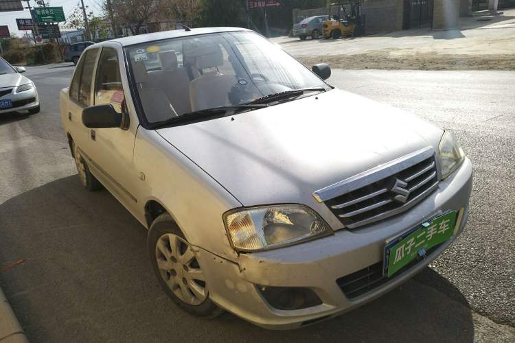 Used Suzuki Lingyang 2012 1.3L Base Version Front Right 45 Deg