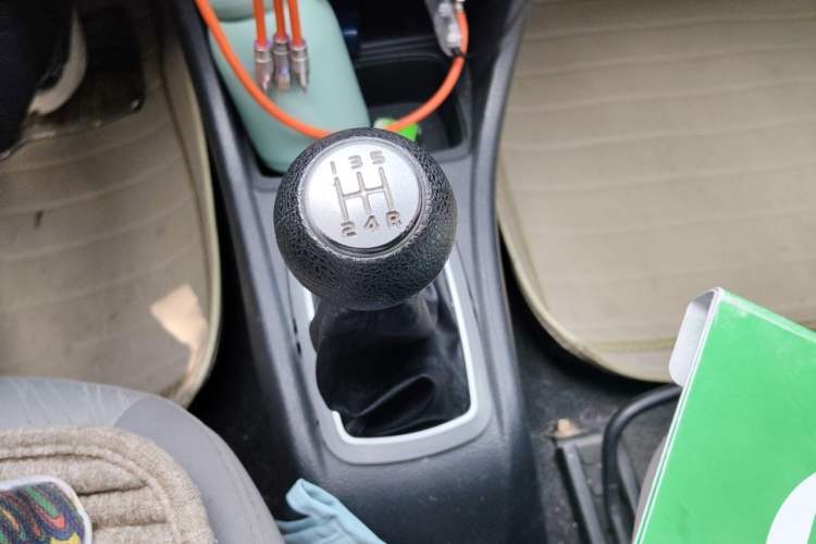 Used Suzuki Lingyang 2012 1.3L Comfort Version Gear Lever