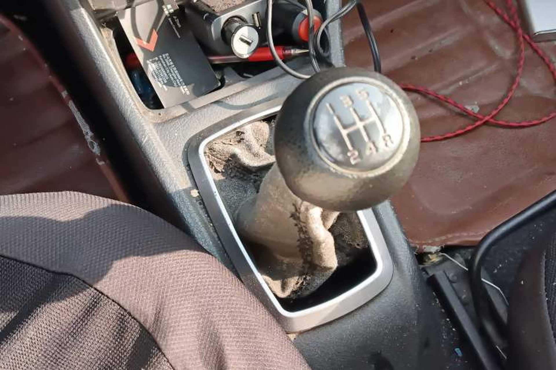 Used Suzuki Lingyang 2012 1.3L Base Version Gear Lever