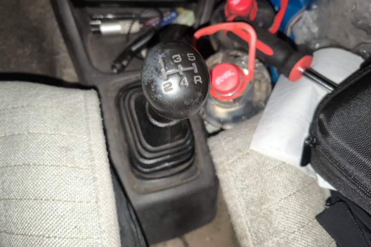 Used Suzuki Lingyang 2012 1.3L Comfort Version Gear Lever