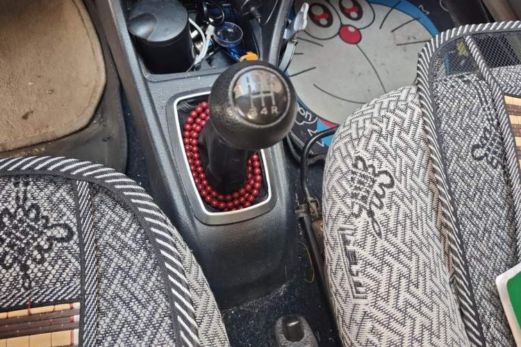 Used Suzuki Lingyang 2012 1.3L Comfort Version Gear Lever