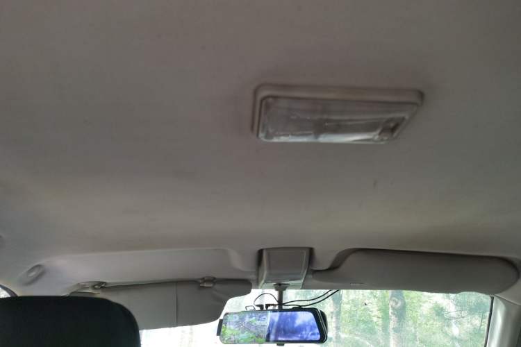 Used Suzuki Lingyang 2012 1.3L Base Version Headliner