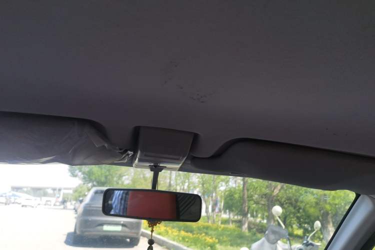 Used Suzuki Lingyang 2012 1.3L Comfort Version Headliner