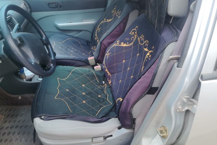 Used Suzuki Lingyang 2012 1.3L Comfort Version Left Front Seat