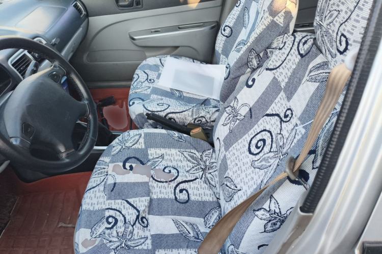 Used Suzuki Lingyang 2012 1.3L Standard Version Left Front Seat