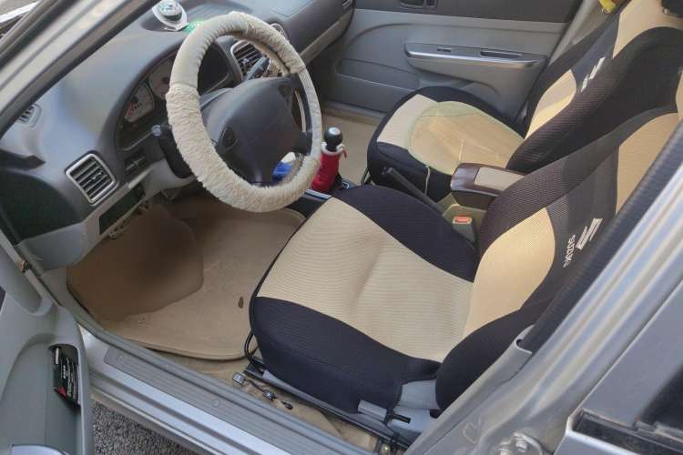 Used Suzuki Lingyang 2012 1.3L Wealthy Edition Left Front Seat