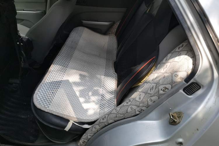 Used Suzuki Lingyang 2012 1.3L Base Version Left Rear Seat