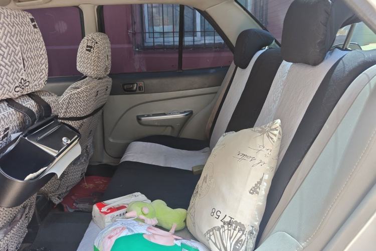 Used Suzuki Lingyang 2012 1.3L Comfort Version Left Rear Seat