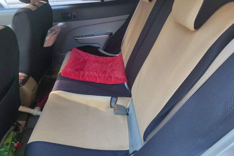 Used Suzuki Lingyang 2012 1.3L Wealthy Edition Left Rear Seat