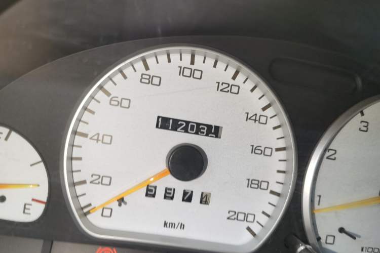 Used Suzuki Lingyang 2012 1.3L Base Version Odometer Close Up