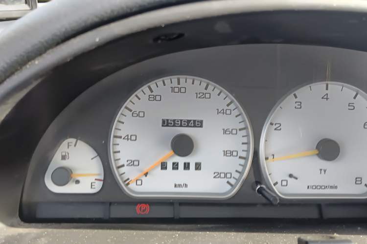 Used Suzuki Lingyang 2012 1.3L Base Version Odometer Close Up