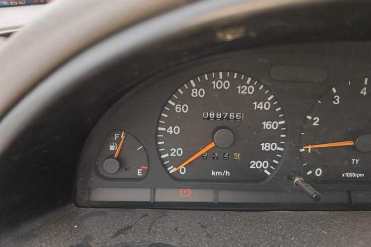 Used Suzuki Lingyang 2012 1.3L Base Version Odometer Close Up