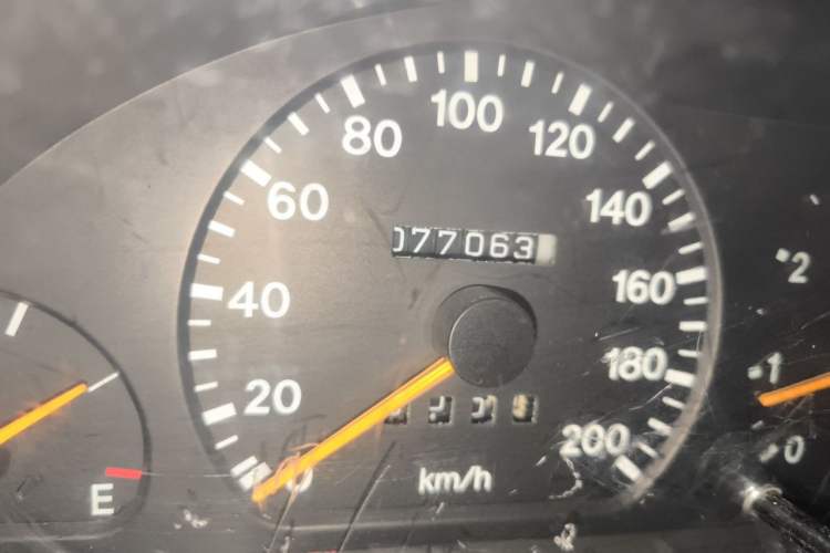 Used Suzuki Lingyang 2012 1.3L Comfort Version Odometer Close Up
