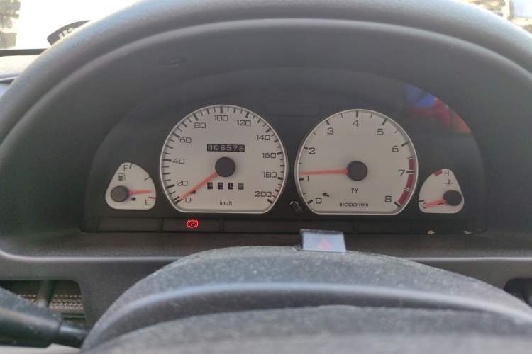 Used Suzuki Lingyang 2012 1.3L Wealthy Edition Odometer Close Up