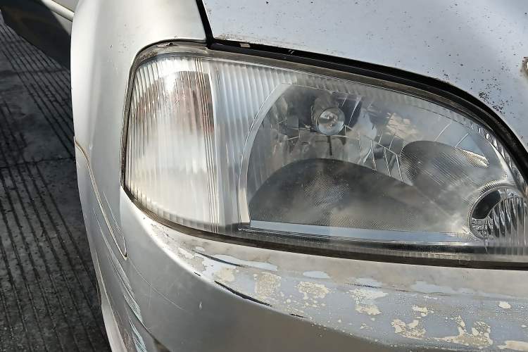 Used Suzuki Lingyang 2012 1.3L Base Version Right Front Headlight