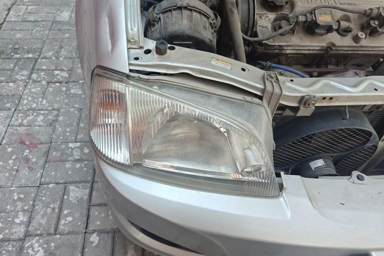 Used Suzuki Lingyang 2012 1.3L Comfort Version Right Front Headlight