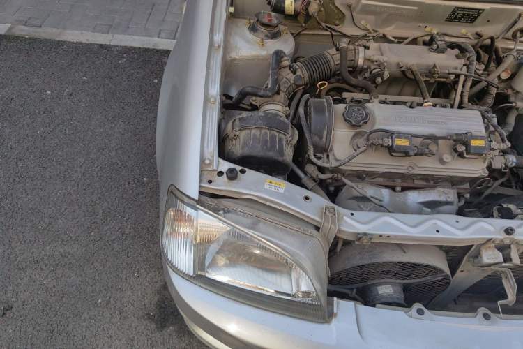 Used Suzuki Lingyang 2012 1.3L Wealthy Edition Right Front Headlight