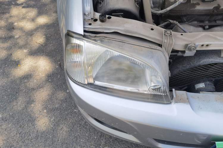 Used Suzuki Lingyang 2012 1.3L Comfort Version Right Front Headlight