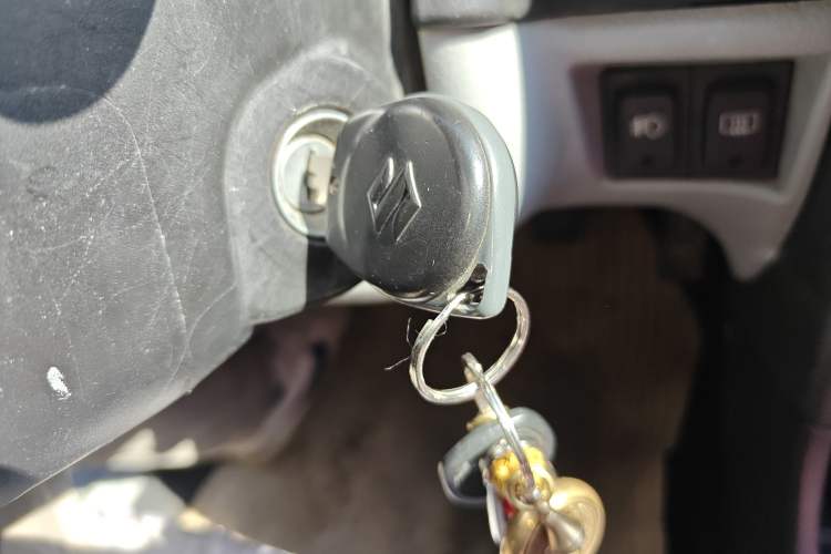 Used Suzuki Lingyang 2012 1.3L Standard Version Vehicle Key