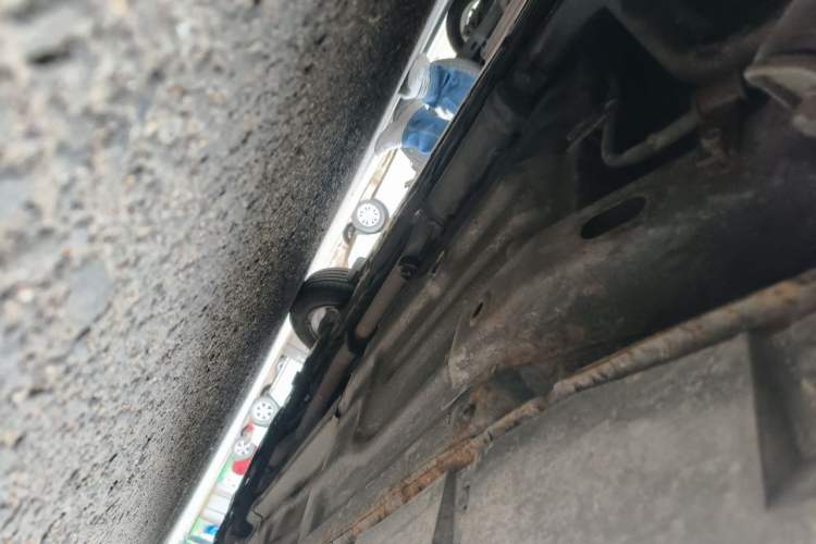 Used Suzuki Lingyang 2012 1.3L Standard Version Chassis Rear Right