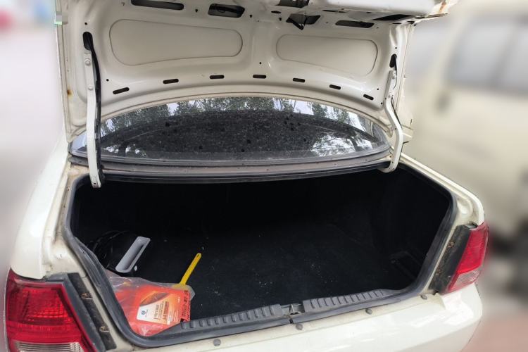 Used Suzuki Lingyang 2012 1.3L Standard Version Trunk