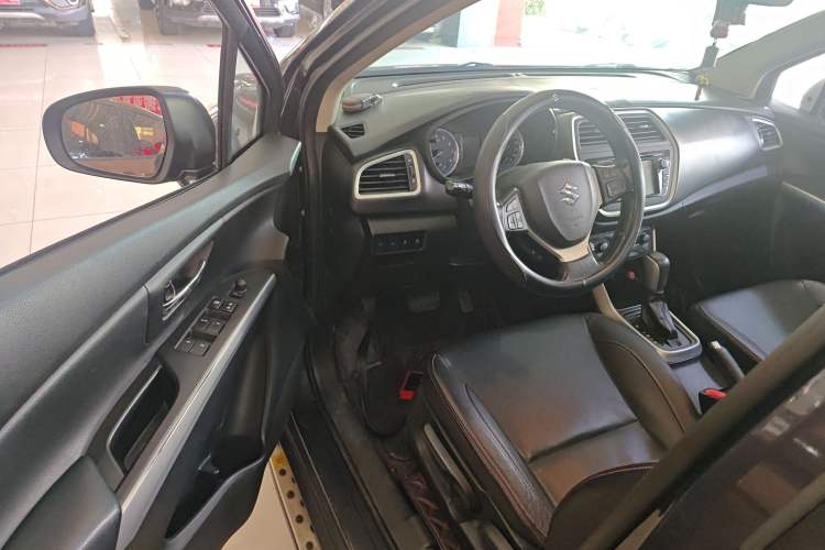 Used Suzuki S-Cross 2015 1.4T Automatic Two-Wheel Drive Prestige Model Driver Seat