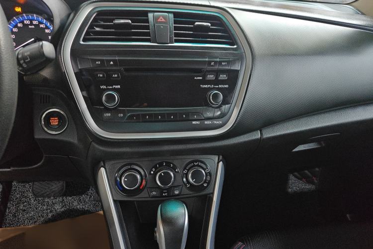 Used Suzuki S-Cross 2014 1.6L CVT Two-Wheel Drive Entry Model Audio And AC Panel