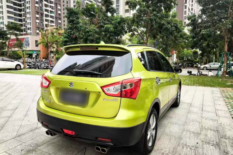 Used Suzuki S-Cross 2014 1.6L CVT Two-Wheel Drive Entry Model Exterior 3
