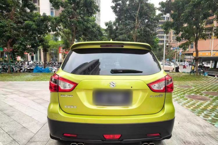 Used Suzuki S-Cross 2014 1.6L CVT Two-Wheel Drive Entry Model Exterior 4