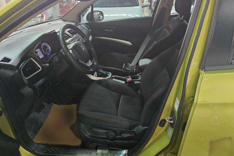 Used Suzuki S-Cross 2014 1.6L CVT Two-Wheel Drive Entry Model Left Front Seat