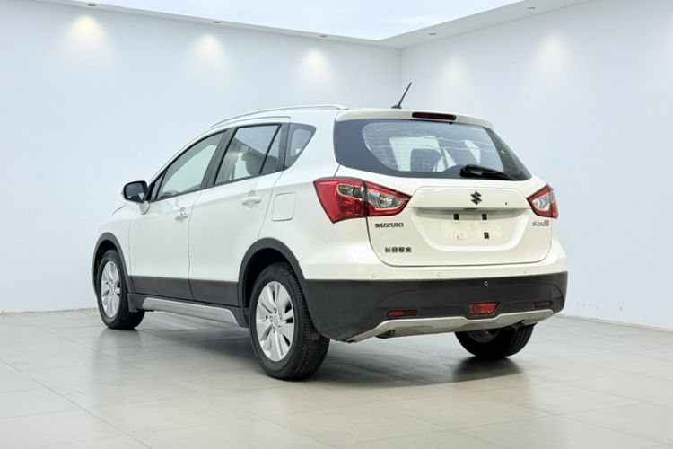 Used Suzuki S-Cross 2014 1.6L CVT Two-Wheel Drive Elite Version Exterior 1