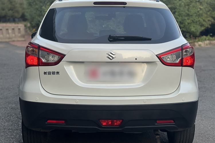 Used Suzuki S-Cross 2015 1.6L Manual Two-Wheel Drive Entry Model Exterior 10