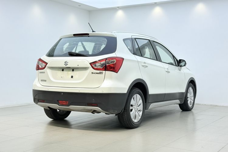 Used Suzuki S-Cross 2014 1.6L CVT Two-Wheel Drive Elite Version Exterior 3