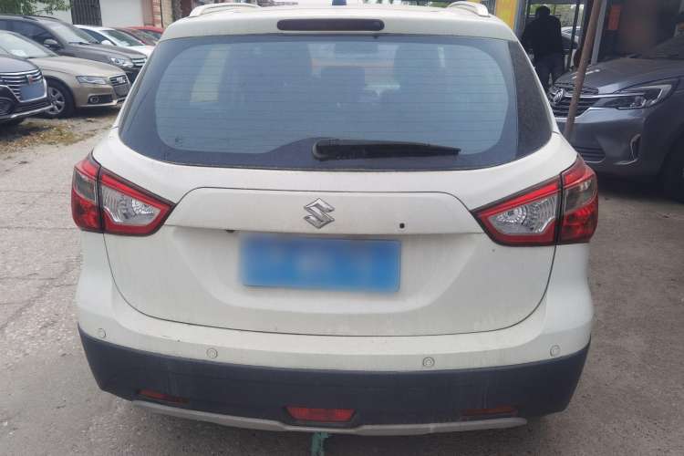 Used Suzuki S-Cross 2014 1.6L Manual Two-Wheel Drive Elite Model Exterior 4