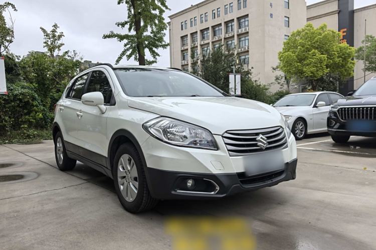 Used Suzuki S-Cross 2015 1.6L CVT Two-Wheel Drive Entry-Level Trim Exterior 6