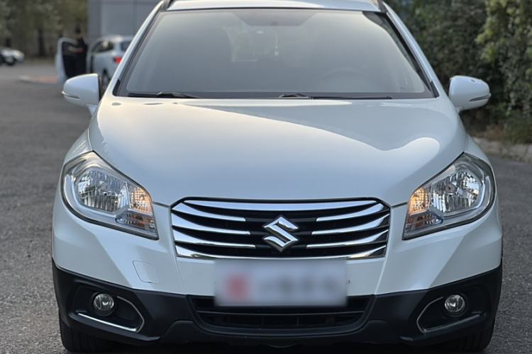 Used Suzuki S-Cross 2015 1.6L Manual Two-Wheel Drive Entry Model Exterior 9