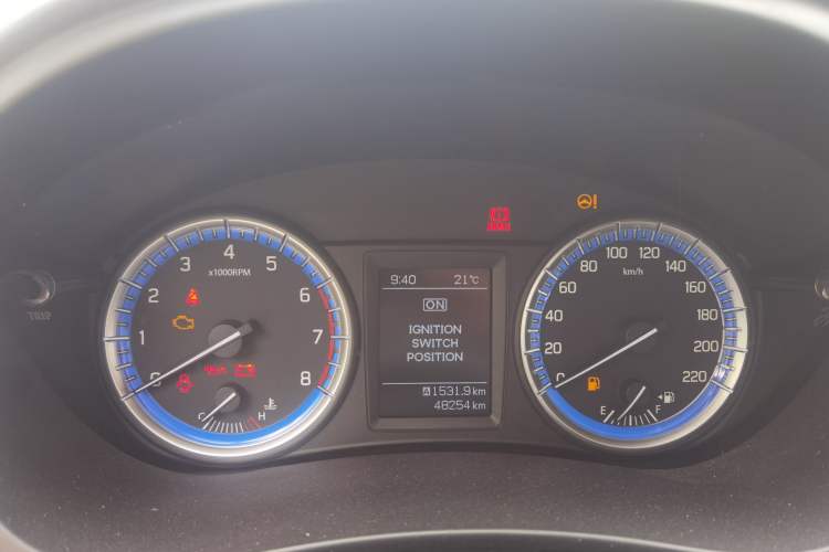 Used Suzuki S-Cross 2014 1.6L Manual Two-Wheel Drive Elite Model Odometer Close Up